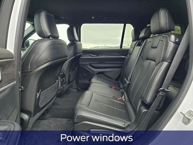 Used 2025 Jeep Grand Cherokee L Limited w/ Trailer Tow Package AWD/4WD image 16