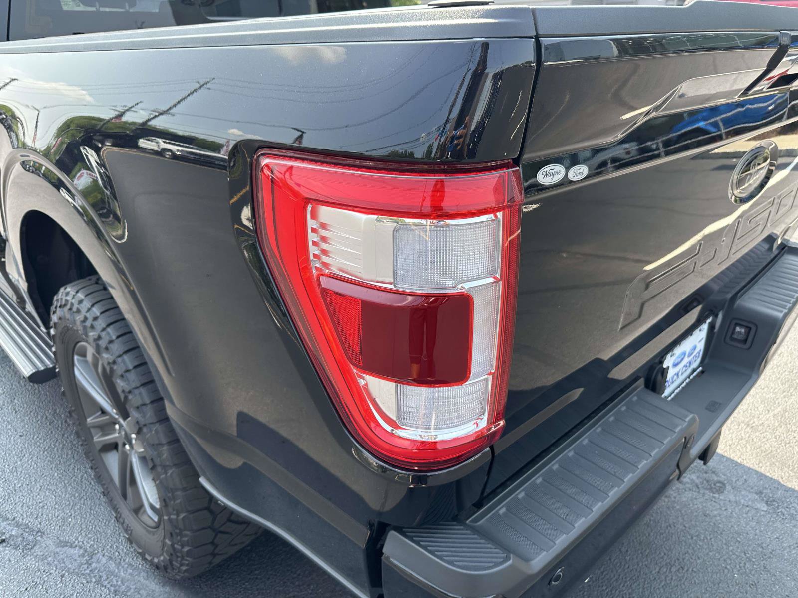 Certified 2023 Ford F150 Lariat w/ Equipment Group 502A High AWD/4WD image 10