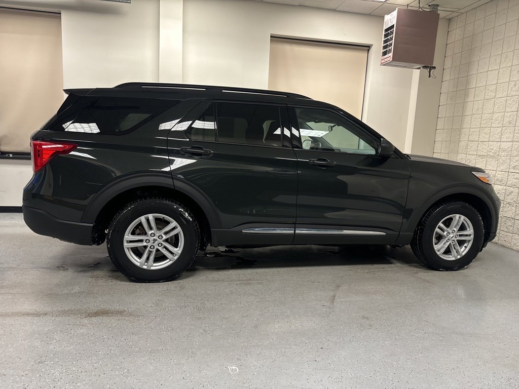 Certified 2022 Ford Explorer XLT w/ Equipment Group 202A image 47