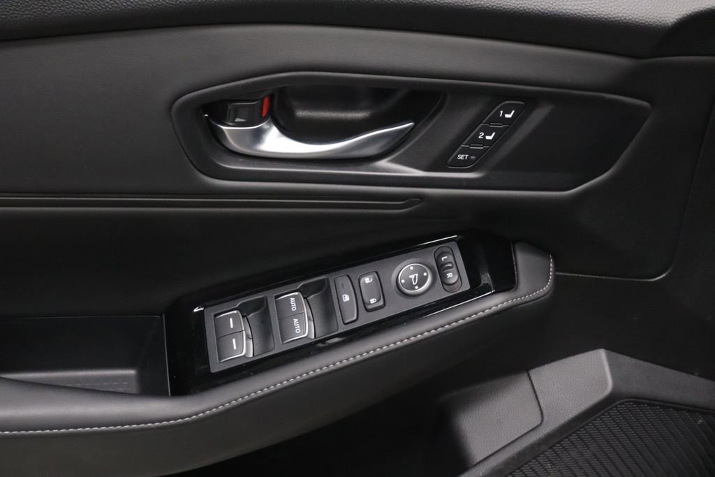 Used 2025 Honda Accord Touring image 22