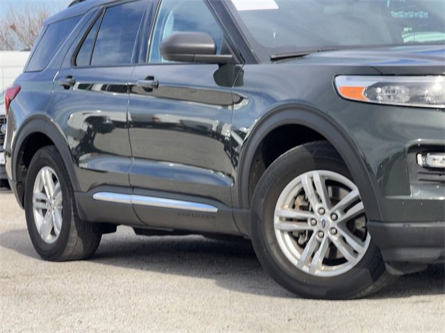 Certified 2023 Ford Explorer XLT w/ Equipment Group 202A image 3