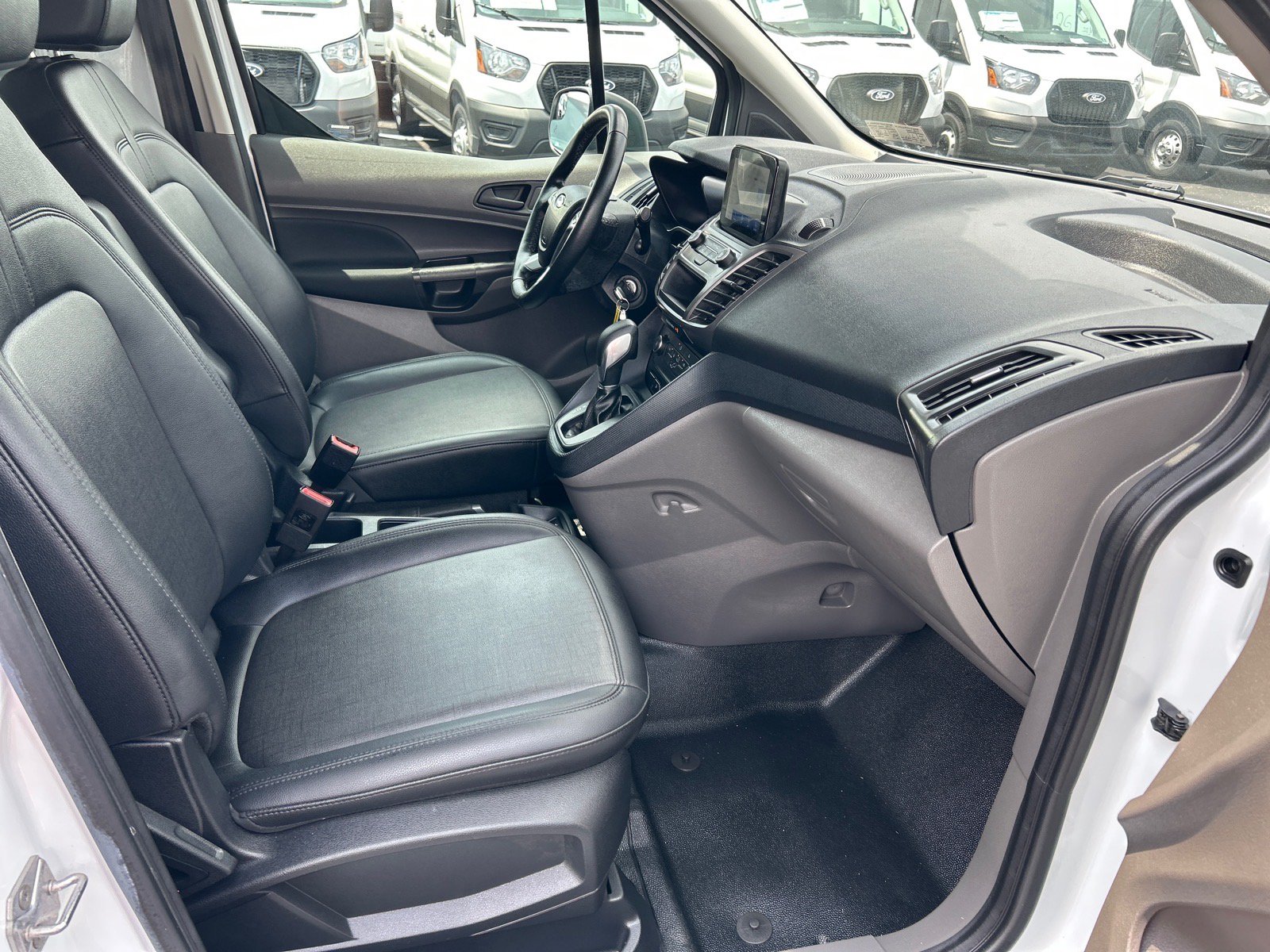 Certified 2022 Ford Transit Connect XL w/ CNG/LPG Engine Prep Package FWD image 16