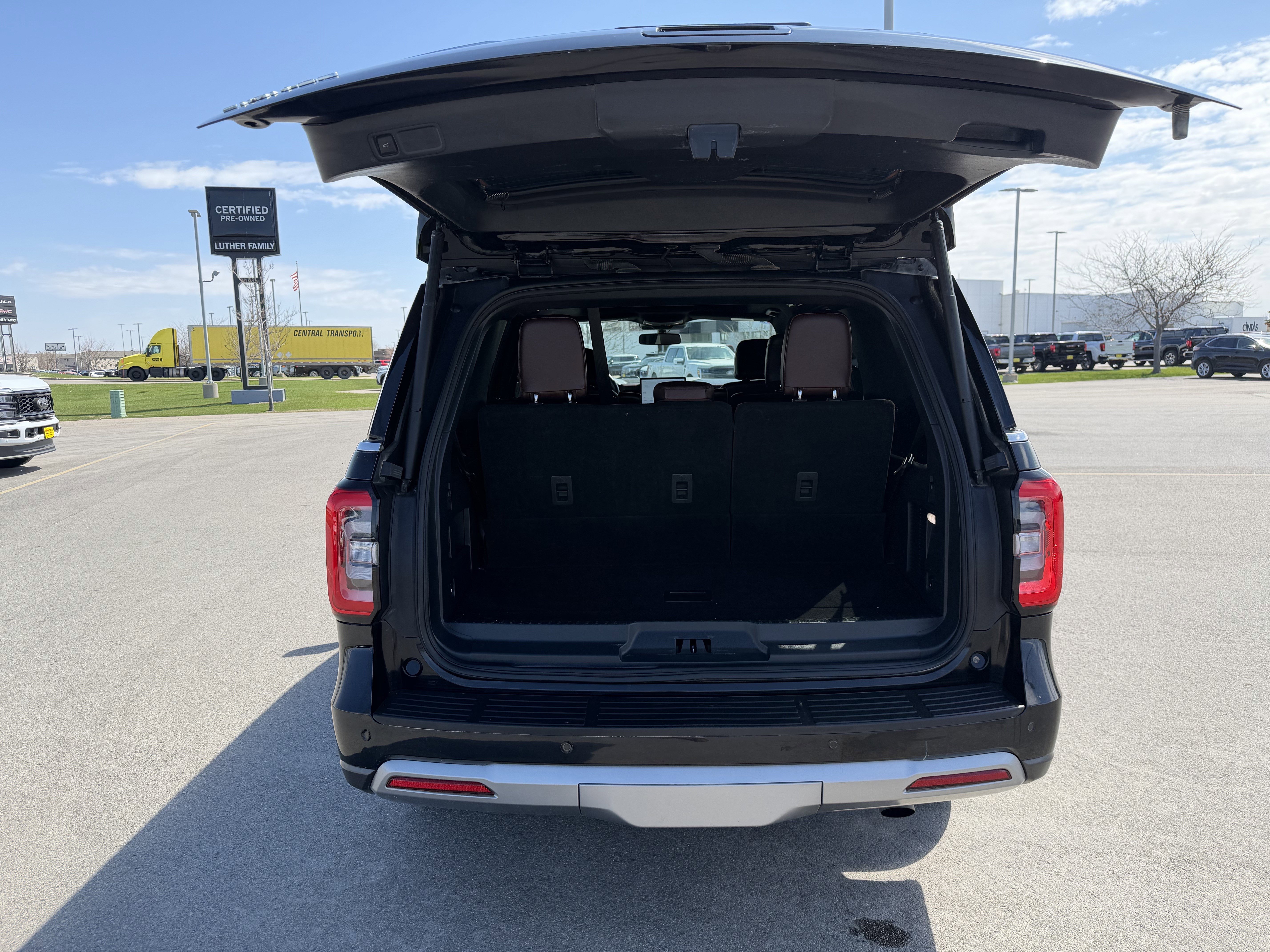 Certified 2024 Ford Expedition Limited AWD/4WD image 22
