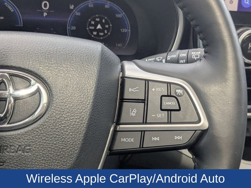 Used 2023 Toyota Highlander Platinum image 26