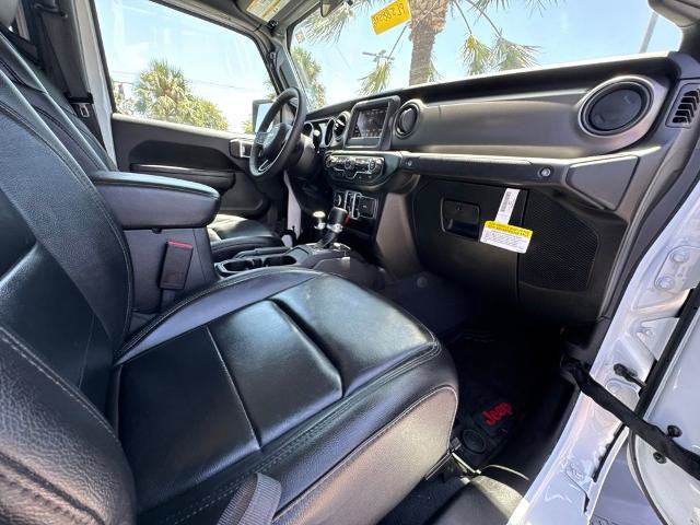 Used 2023 Jeep Gladiator Sport AWD/4WD image 24