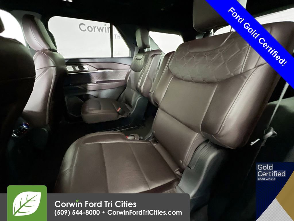 Certified 2025 Ford Explorer Platinum w/ LUX Leather Package image 29