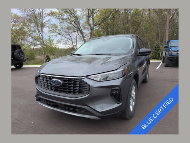 Certified 2025 Ford Escape Active w/ Cold Weather Package AWD/4WD image 1