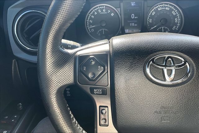 Used 2023 Toyota Tacoma 4x4 Double Cab image 19
