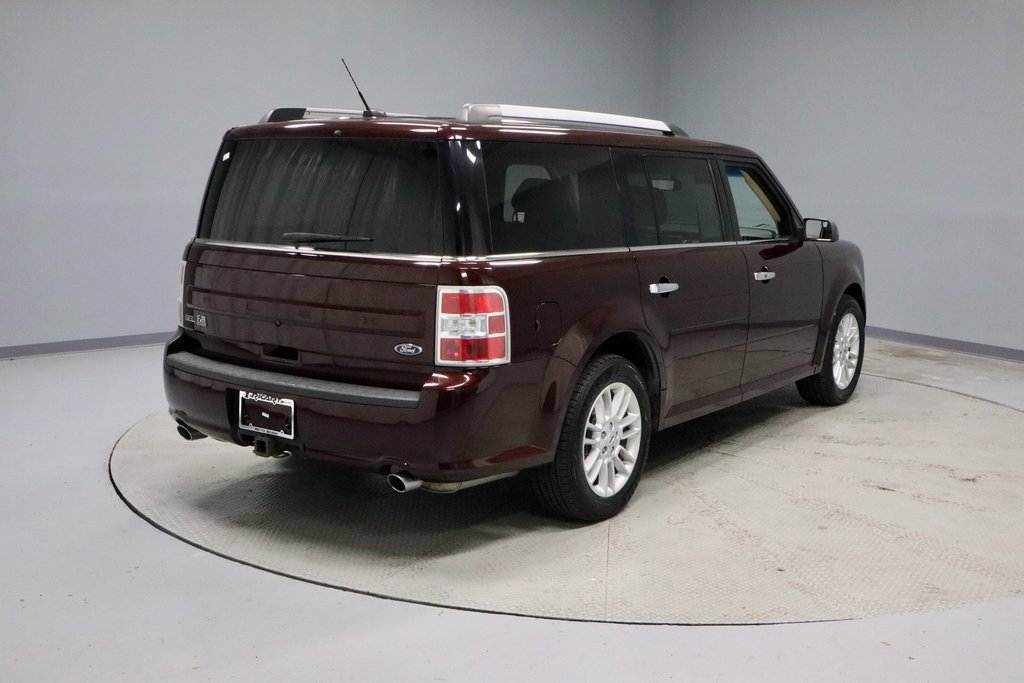 Certified 2018 Ford Flex SEL w/ Class III Trailer Tow Package image 11