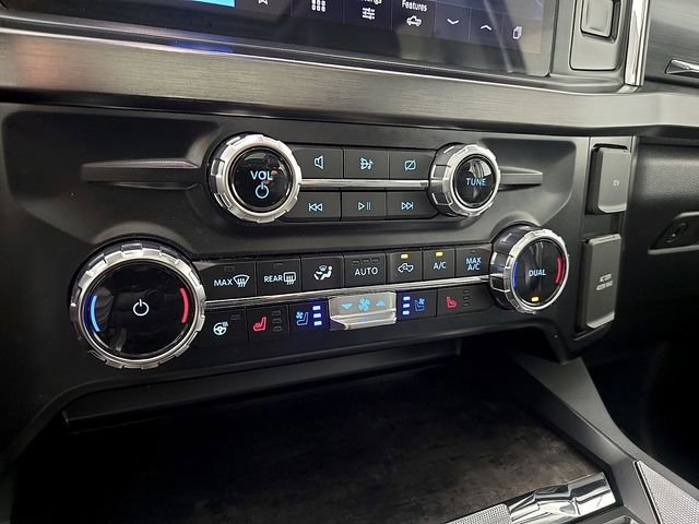 Certified 2024 Ford F250 Lariat w/ Lariat Ultimate Package image 17