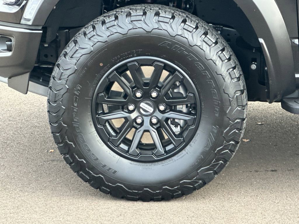 Certified 2024 Ford F150 Raptor image 24
