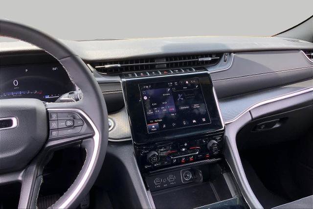 Used 2023 Jeep Grand Cherokee L Laredo RWD image 7