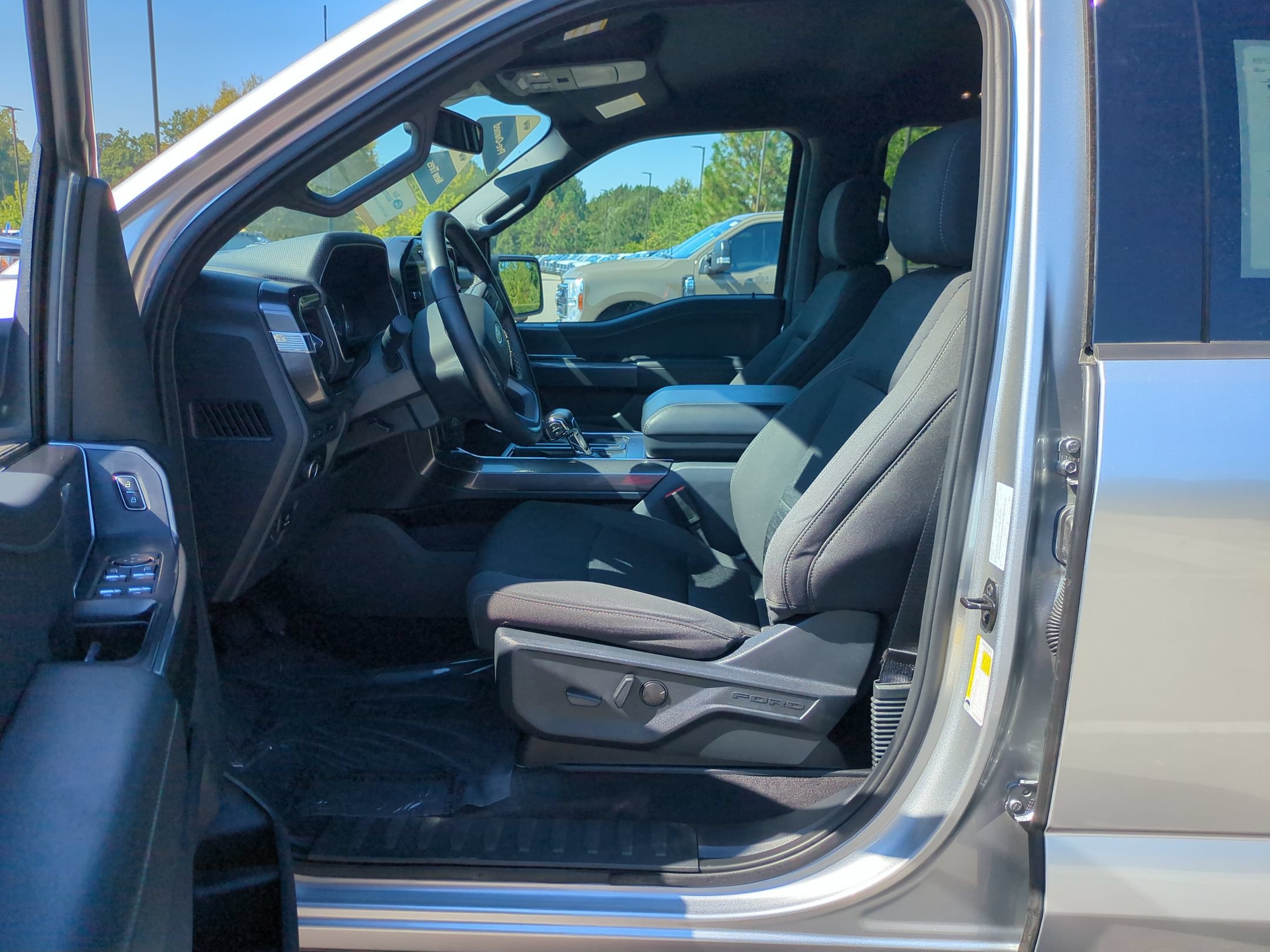 Certified 2023 Ford F150 4x4 SuperCrew Hybrid image 13