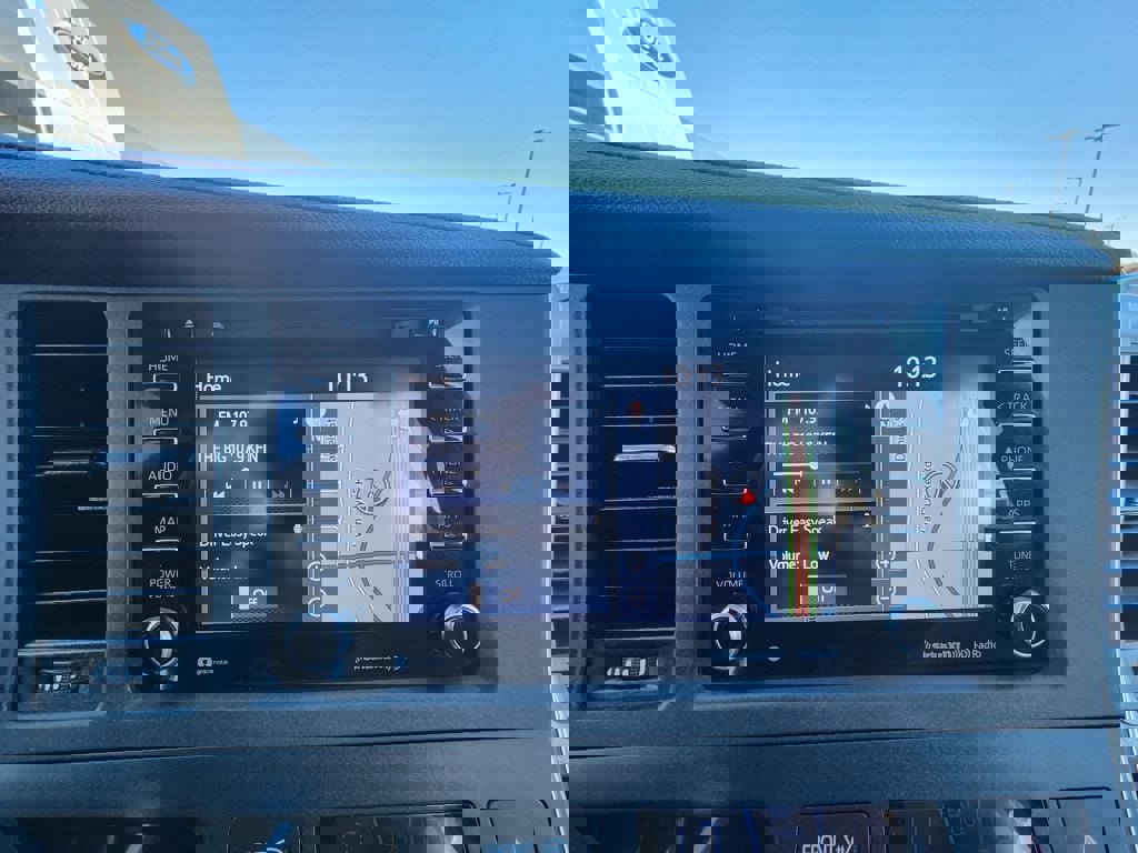 Used 2019 Toyota Sienna XLE image 18