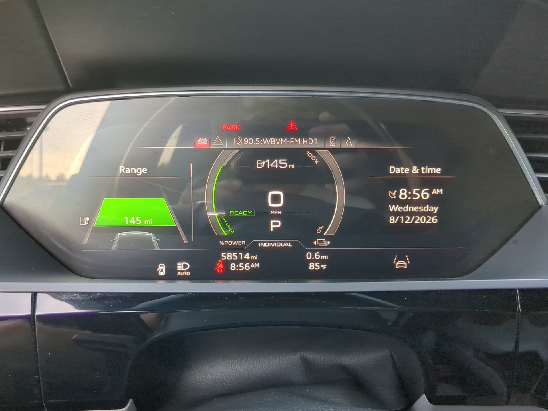 Used 2024 Audi Q8 e-tron Prestige AWD/4WD image 70