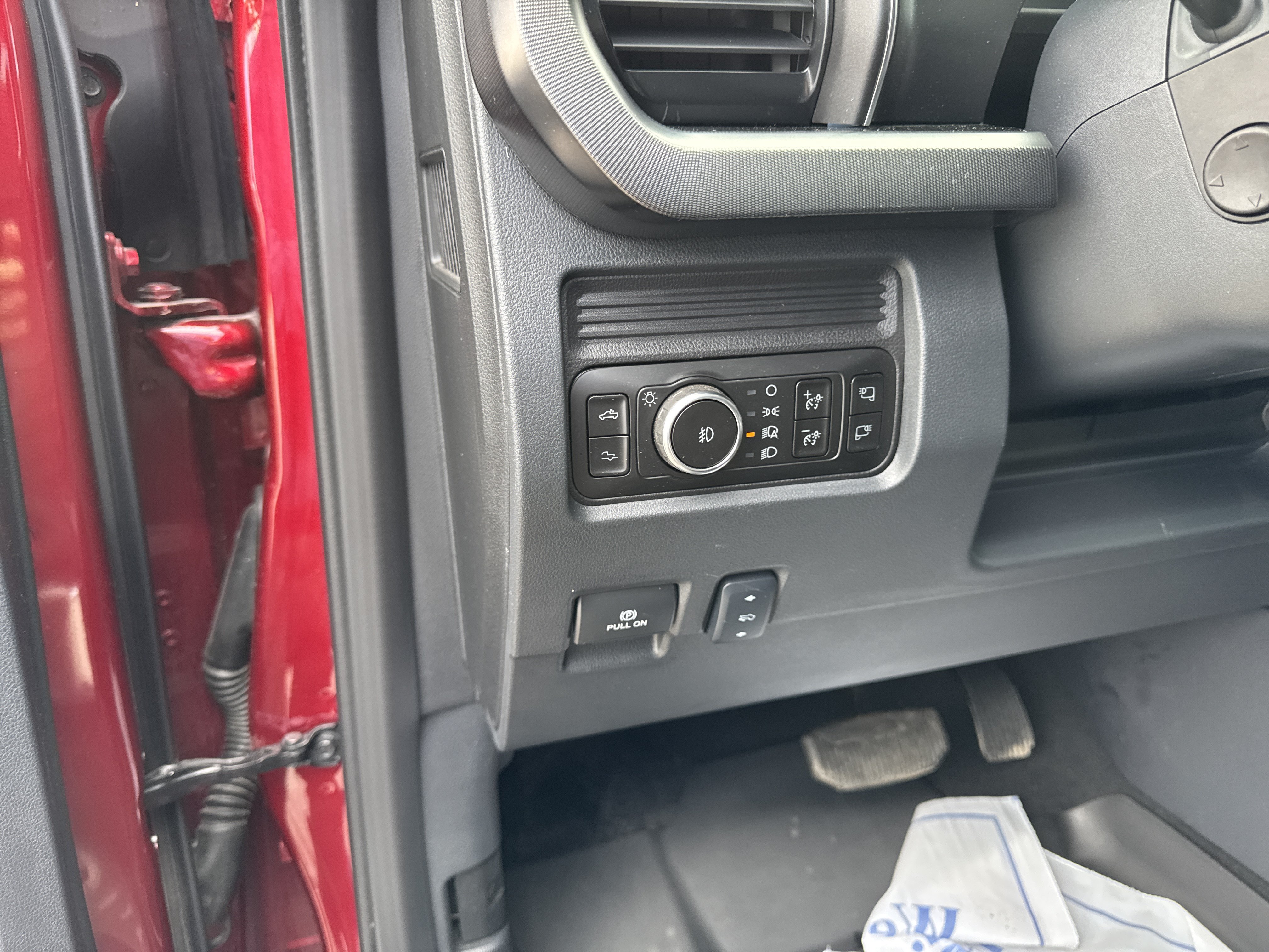 Certified 2026 Ford F250 Platinum AWD/4WD image 17