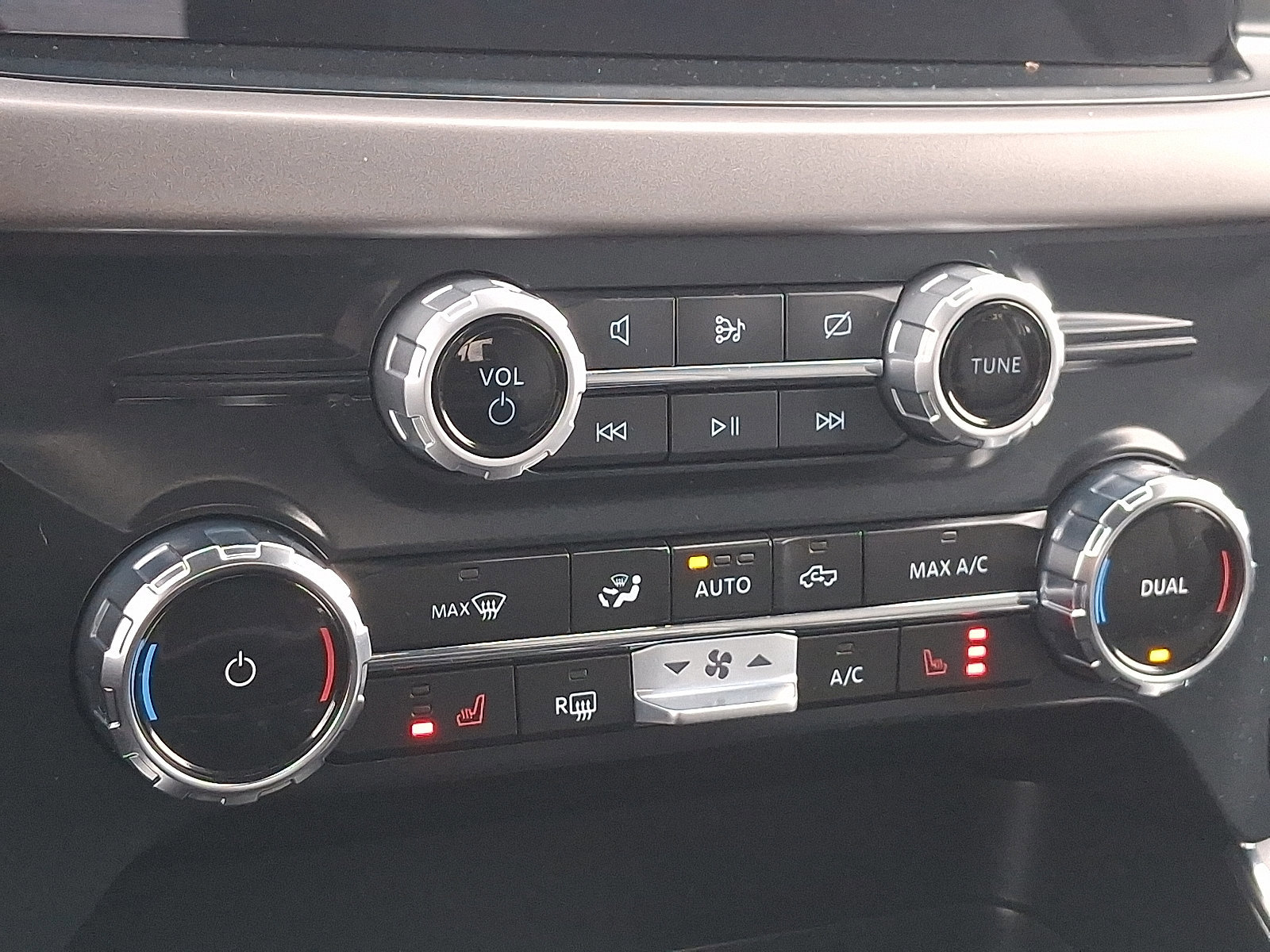 Certified 2024 Ford F150 XLT w/ Equipment Group 302A MID image 15