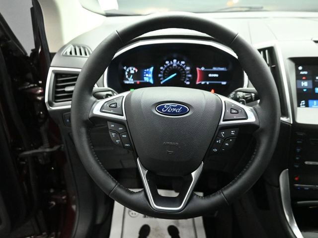 Certified 2017 Ford Edge Titanium w/ Technology Package image 15