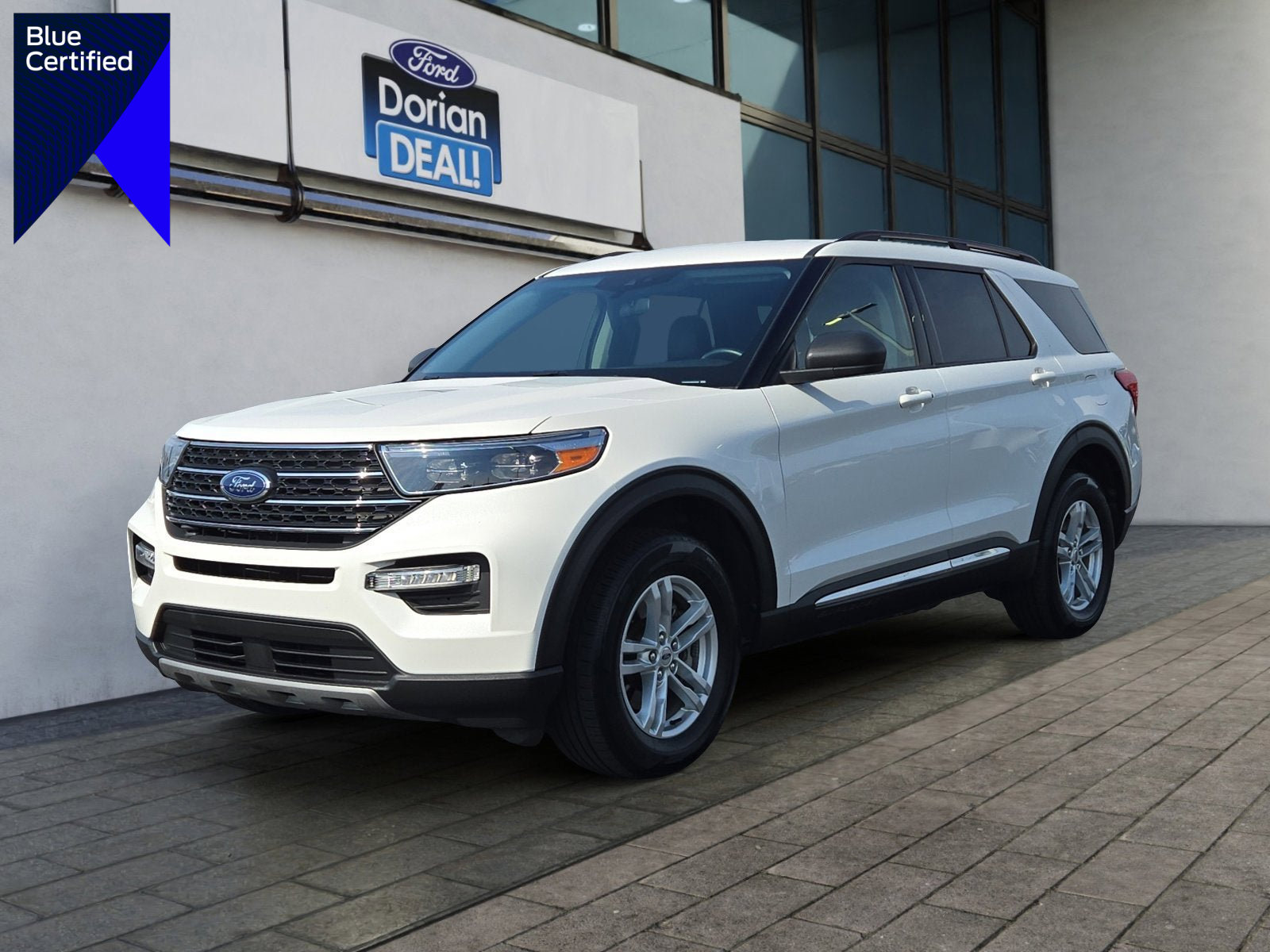 Certified 2022 Ford Explorer XLT w/ Equipment Group 202A image 1