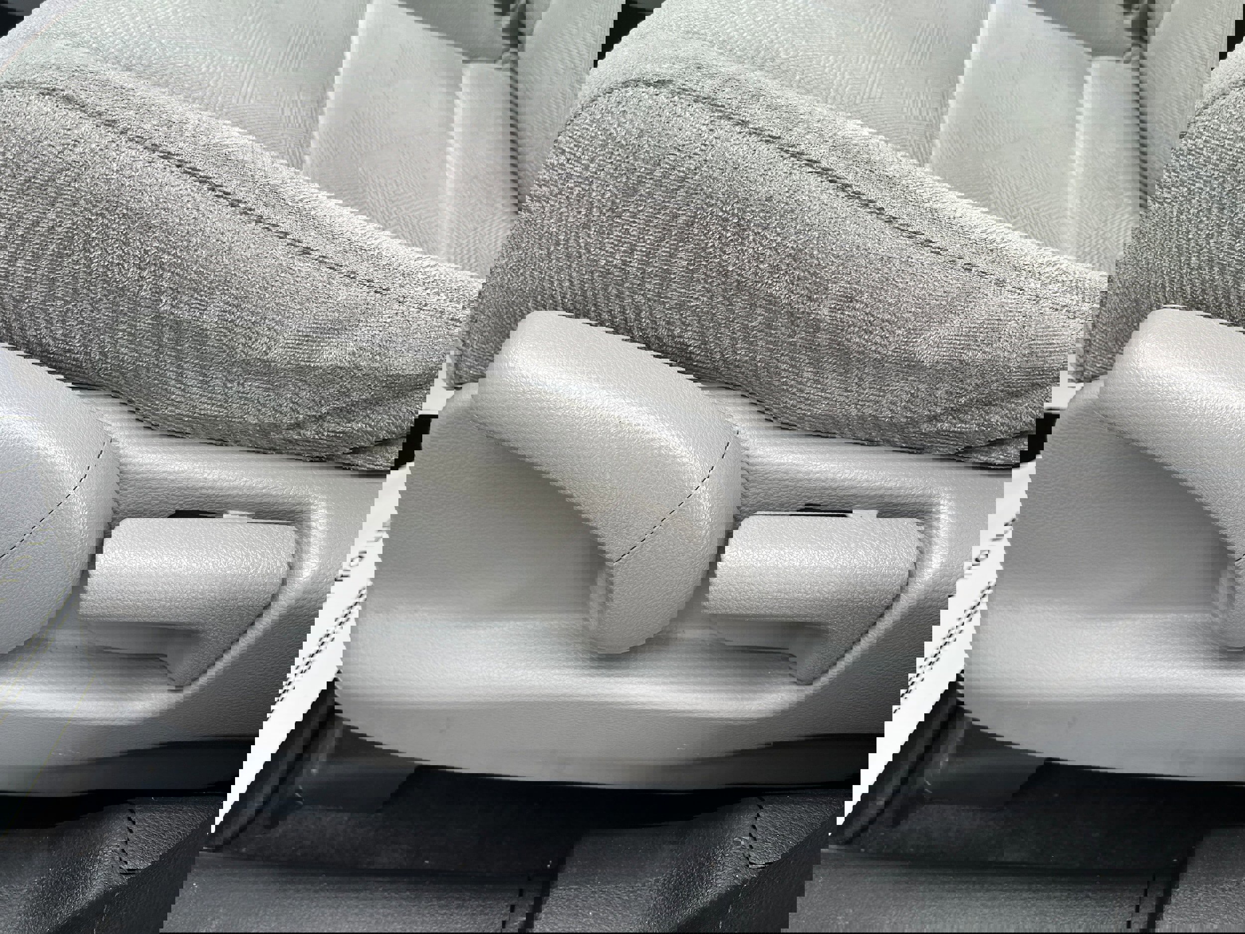 Used 2019 Honda Pilot LX image 10