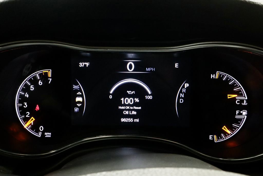 Used 2018 Jeep Grand Cherokee Laredo image 29