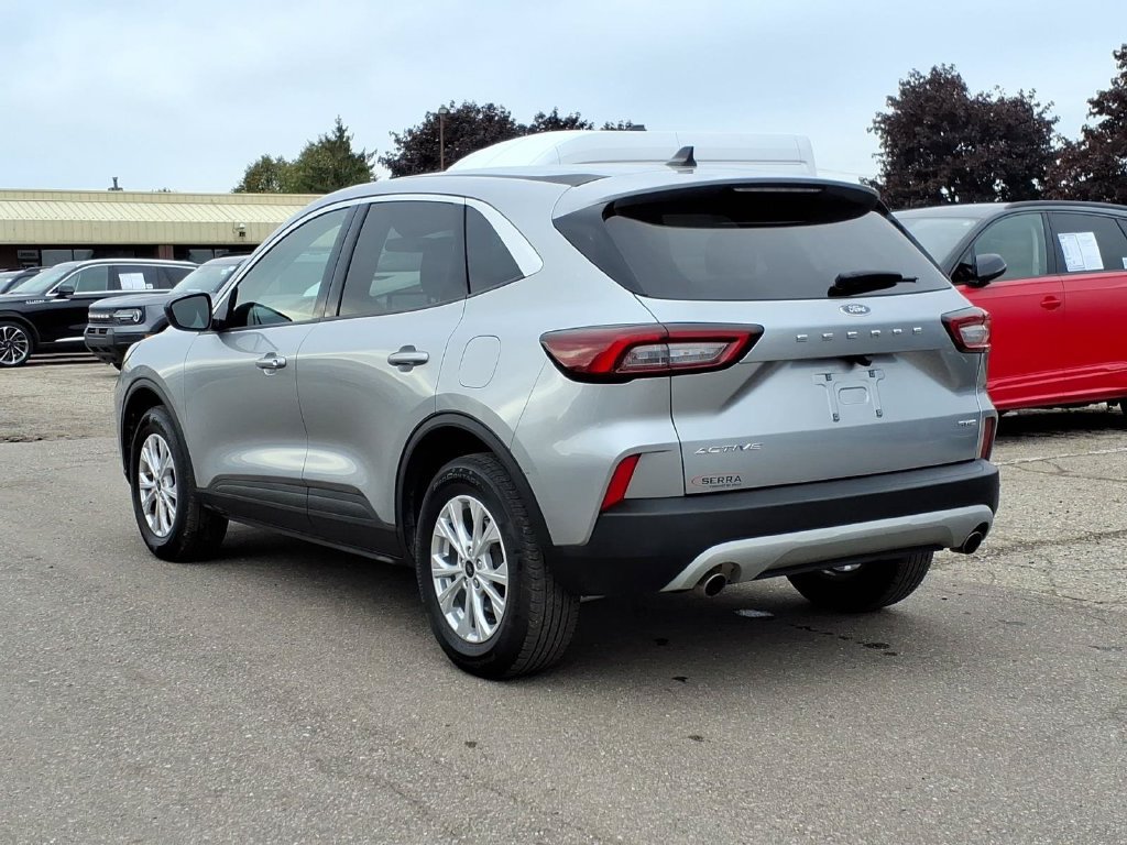 Certified 2024 Ford Escape Active AWD/4WD image 3