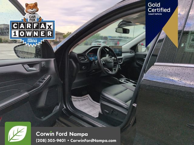 Certified 2025 Ford Escape Platinum AWD/4WD image 11