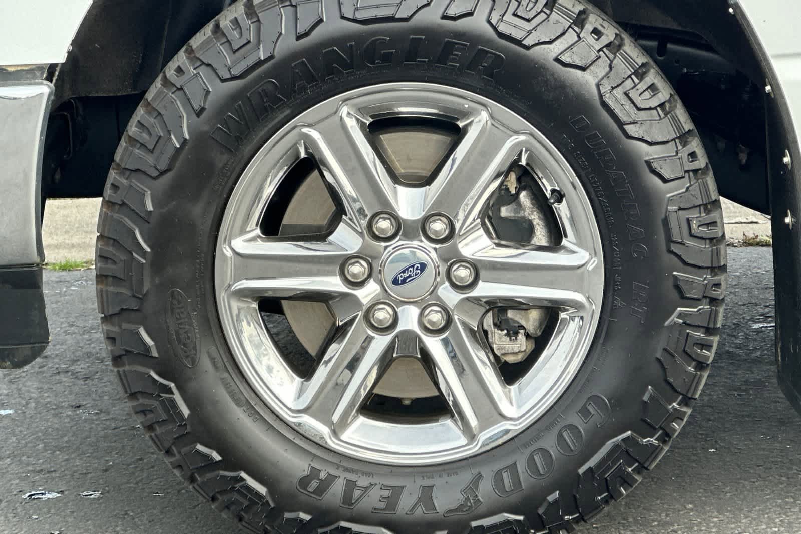 Certified 2024 Ford F150 XLT w/ Tow/Haul Package AWD/4WD image 25