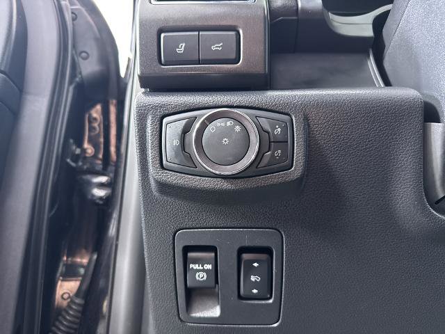 Certified 2019 Ford Expedition Limited w/ Equipment Group 301A image 28