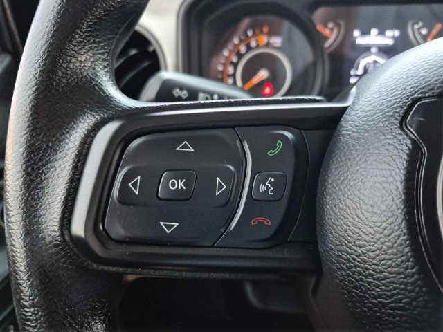 Used 2025 Jeep Gladiator Mojave AWD/4WD image 16