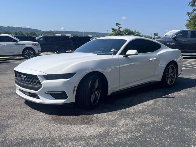 Certified 2025 Ford Mustang Coupe RWD image 8