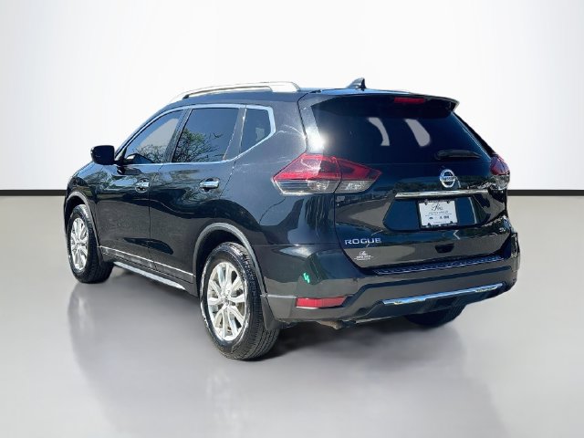 Used 2018 Nissan Rogue SV FWD image 5
