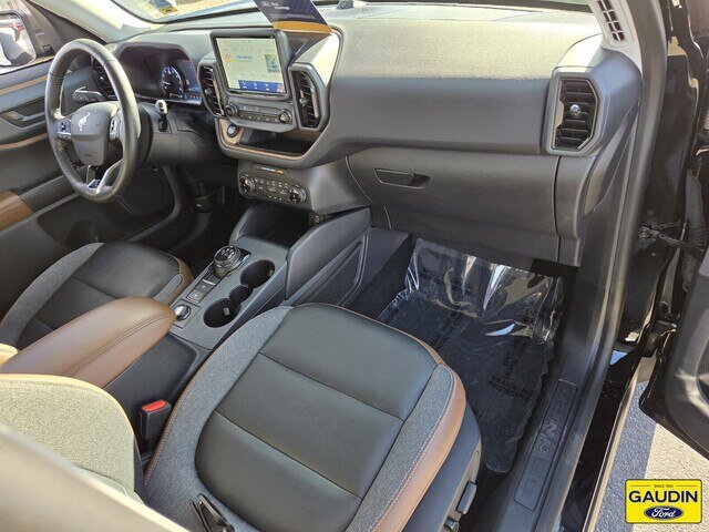 Certified 2023 Ford Bronco Sport Outer Banks w/ Tech Package AWD/4WD image 17