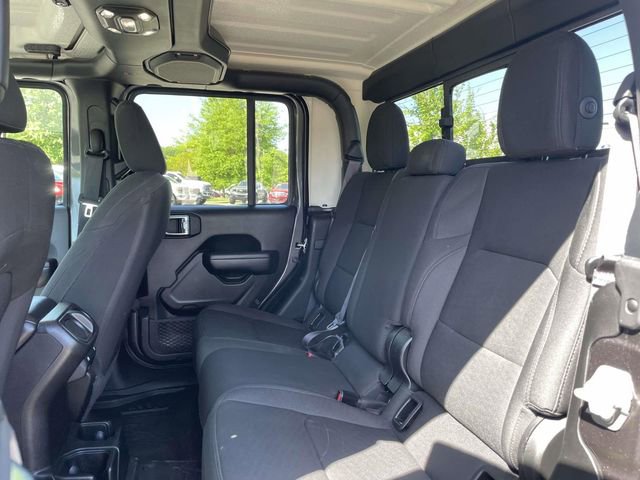 Used 2021 Jeep Gladiator Sport AWD/4WD image 16