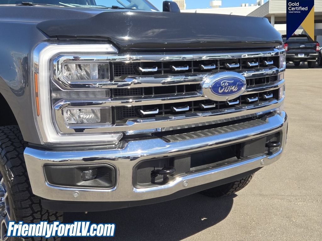 Certified 2025 Ford F350 Lariat w/ Lariat Ultimate Package AWD/4WD image 8
