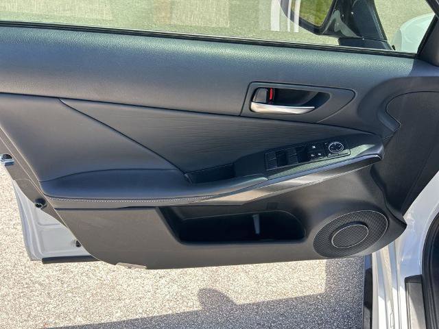 Used 2022 Lexus IS 350 F Sport RWD image 17