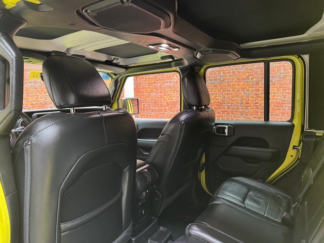 Used 2022 Jeep Wrangler Unlimited Sahara image 25