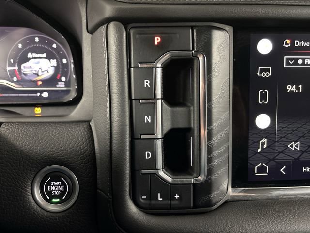 Used 2022 GMC Yukon Denali w/ Max Trailering Package image 11