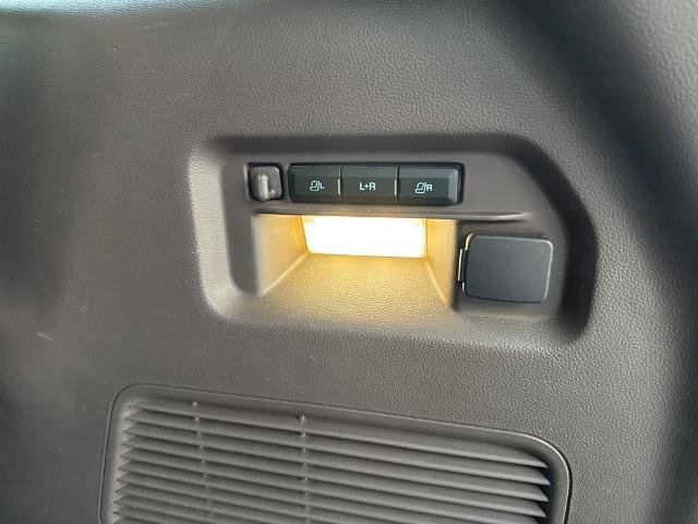 Certified 2023 Ford Explorer Platinum w/ Technology Package image 26