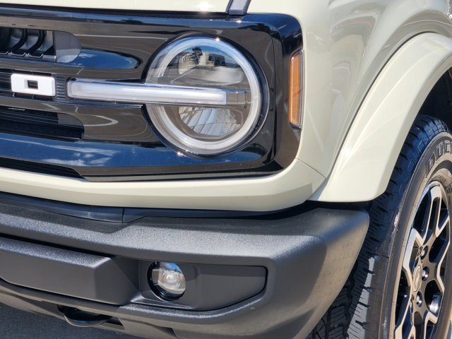 Certified 2025 Ford Bronco Outer Banks AWD/4WD image 9