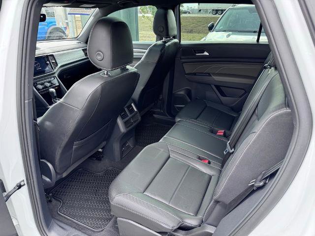 Used 2023 Volkswagen Atlas Cross Sport SE w/ Panoramic Sunroof Package image 18
