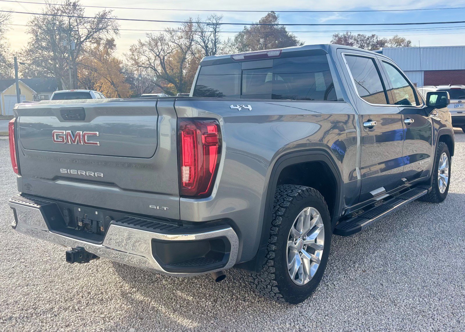 Used 2021 GMC Sierra 1500 SLT w/ SLT Premium Package image 5