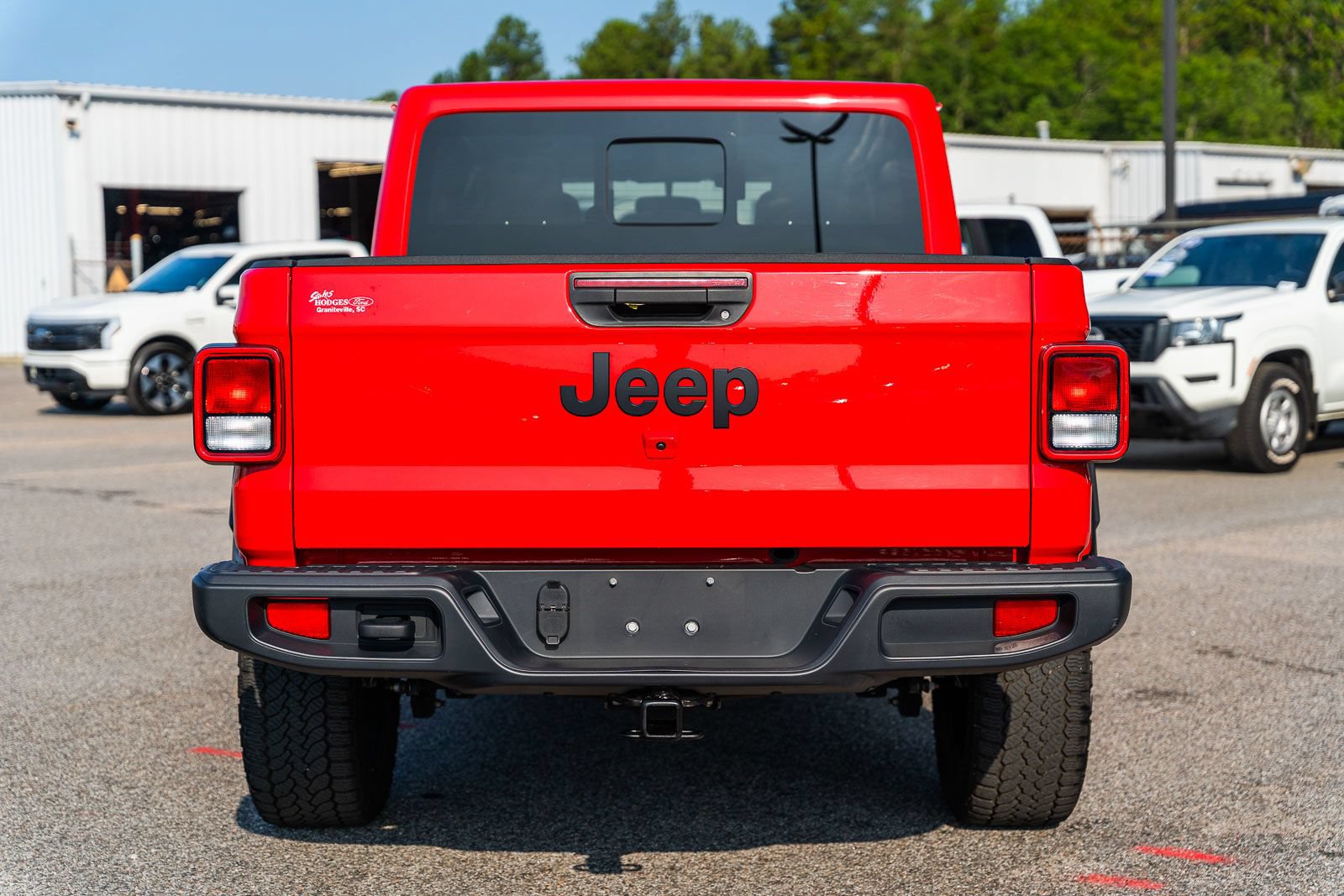 Used 2024 Jeep Gladiator Sport AWD/4WD image 8