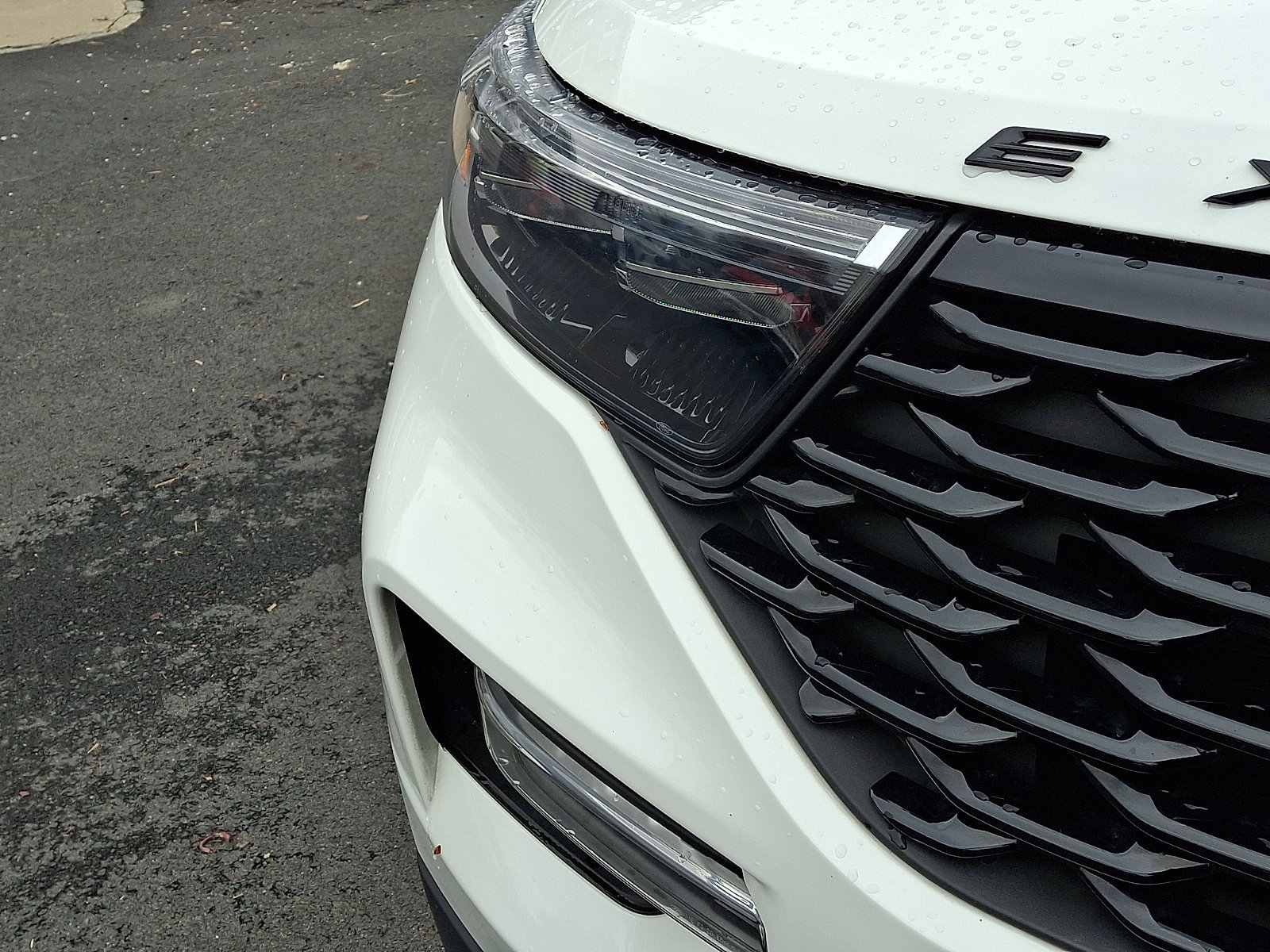 Certified 2023 Ford Explorer ST-Line w/ Class IV Trailer Tow Package image 10