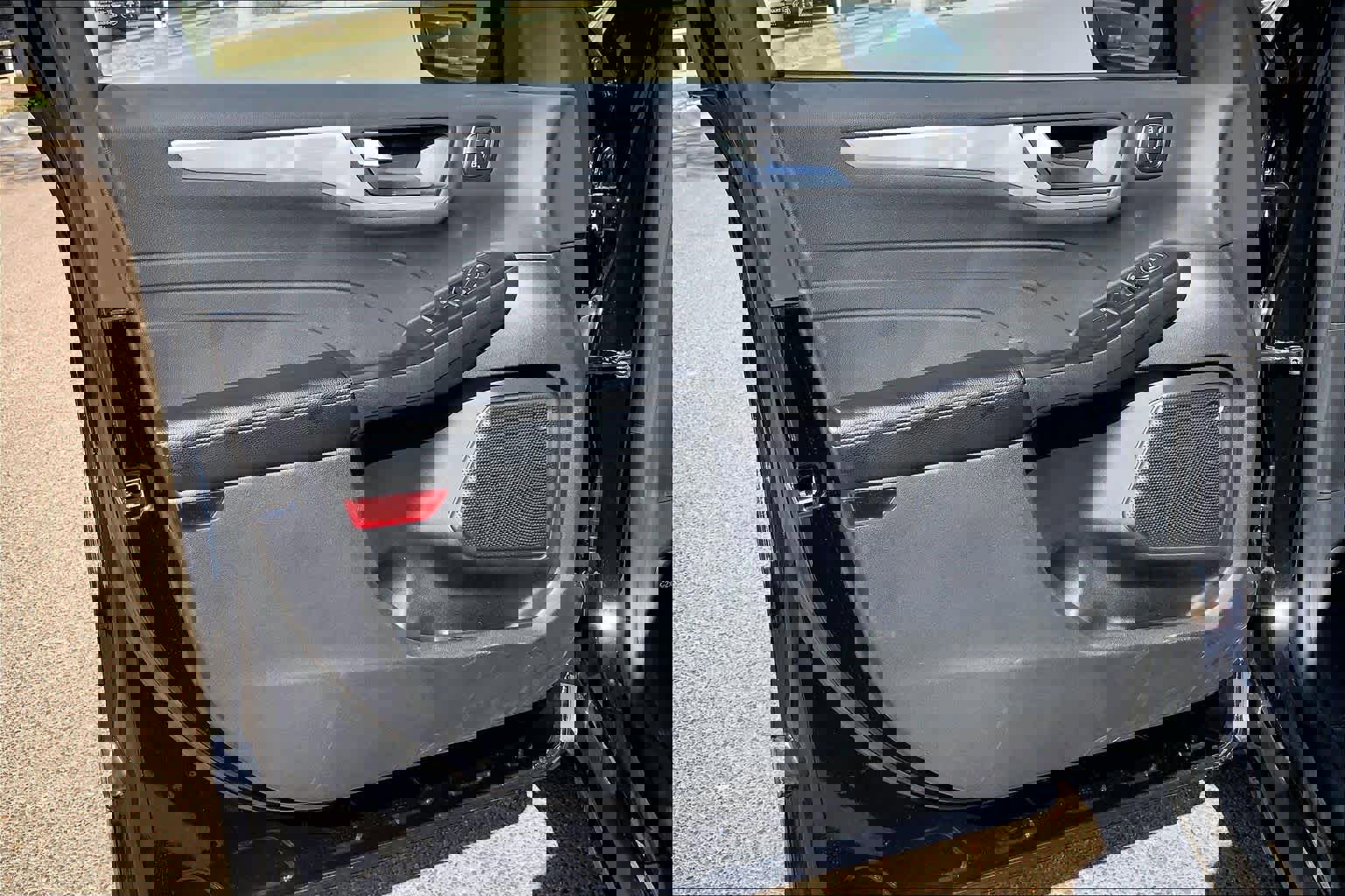 Certified 2025 Ford Escape Platinum image 21