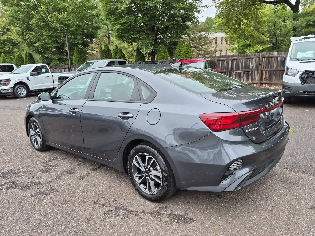 Used 2024 Kia Forte LXS FWD image 6