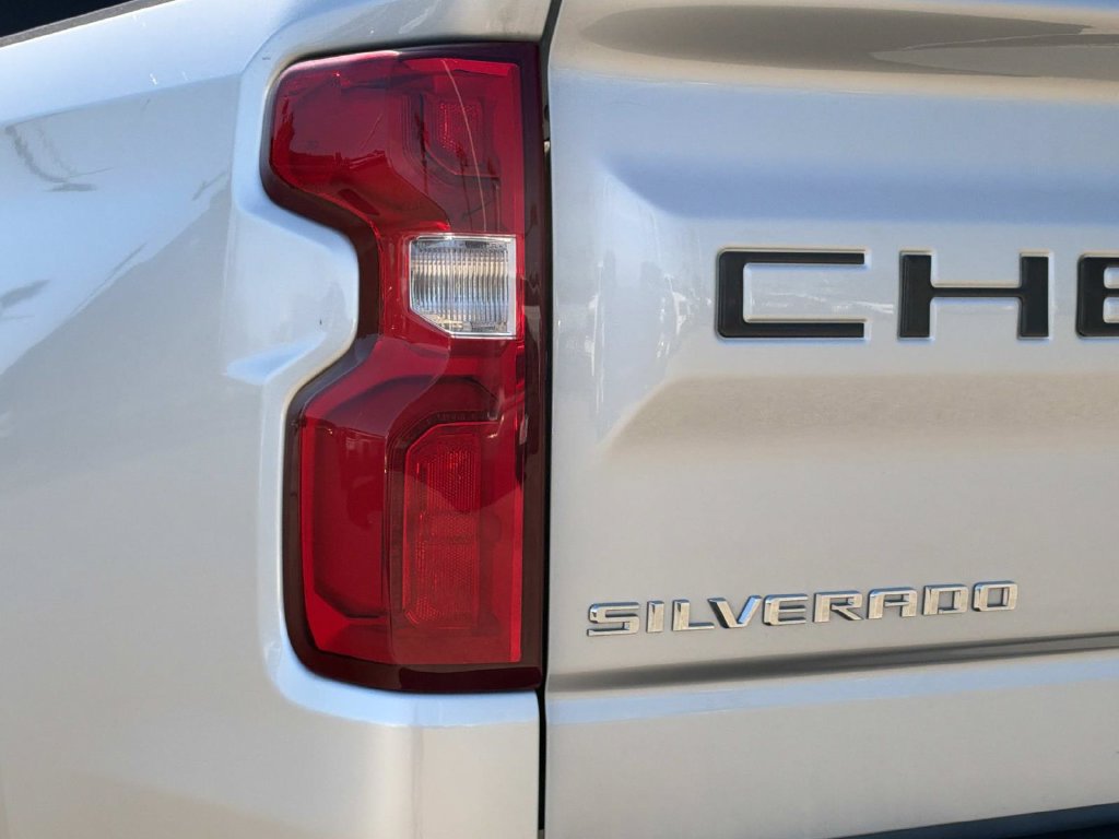Used 2019 Chevrolet Silverado 1500 LTZ w/ LTZ Plus Package RWD image 8