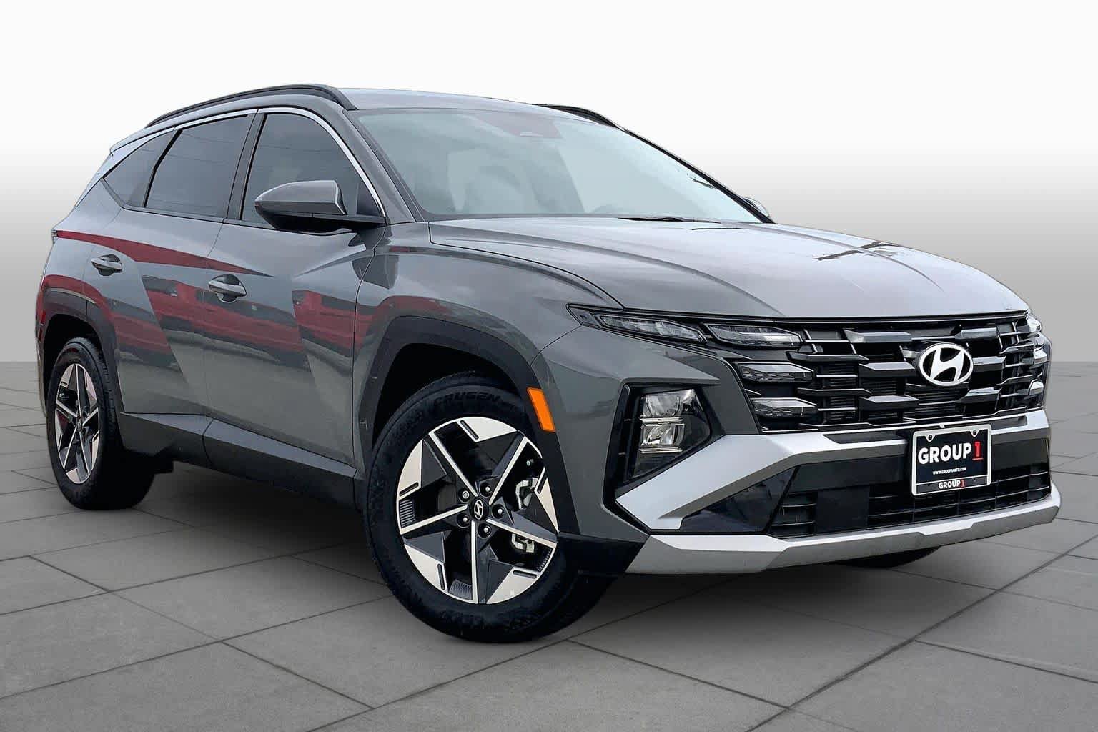 Used 2025 Hyundai Tucson SEL FWD image 3