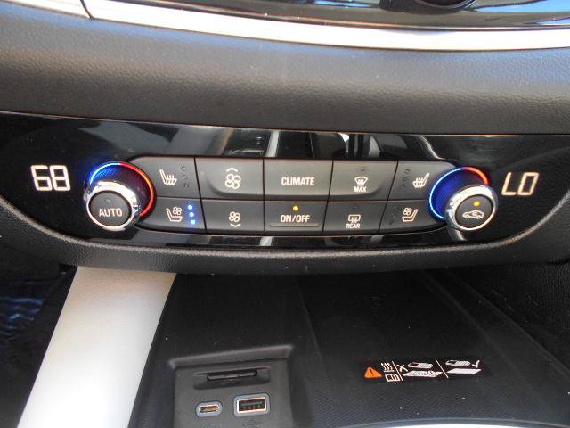 Used 2022 Buick Enclave Premium w/ Surround and Sites Package FWD image 15