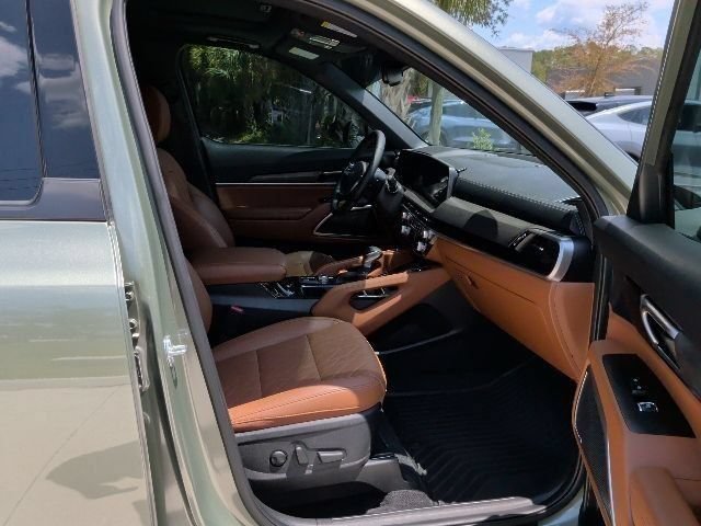 Used 2025 Kia Telluride EX X-Line AWD/4WD image 19